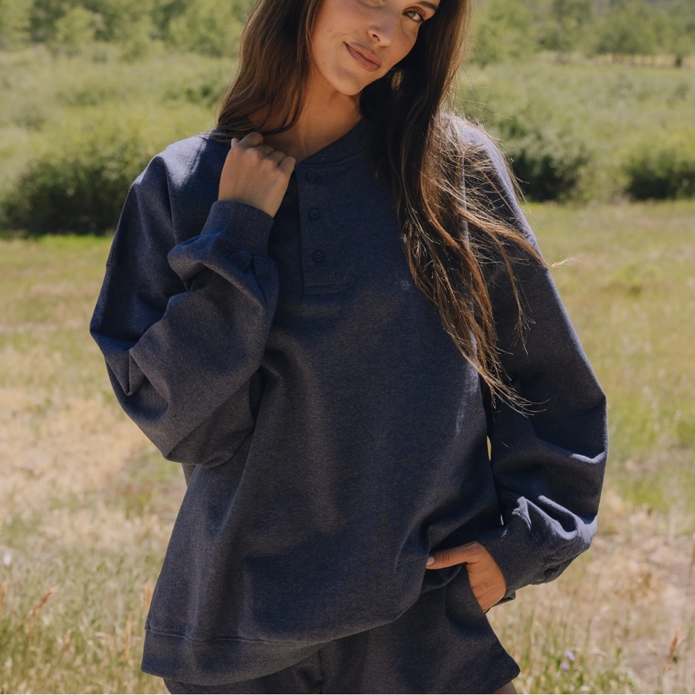 NWT DENIM DAILY DRILLS HENLEY